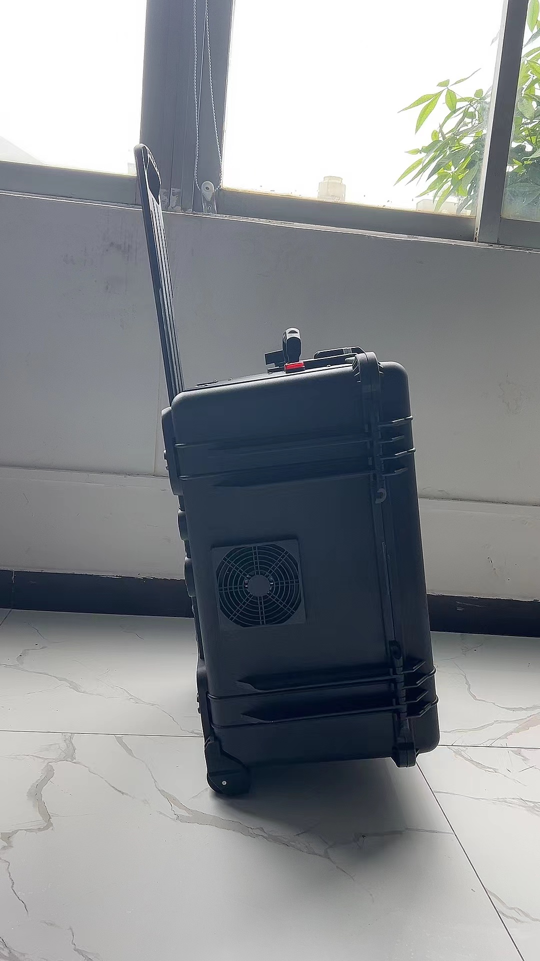 台州手拉箱型移动通信干扰器